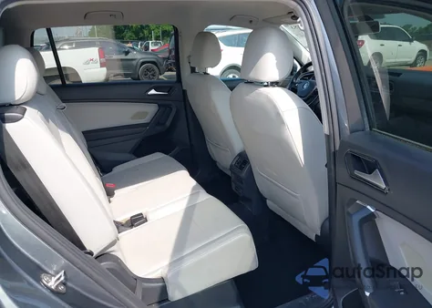 2018 Volkswagen Tiguan Se/Sel z USA, uszkodzony, nr VIN 3VV3B7AX7JM092168